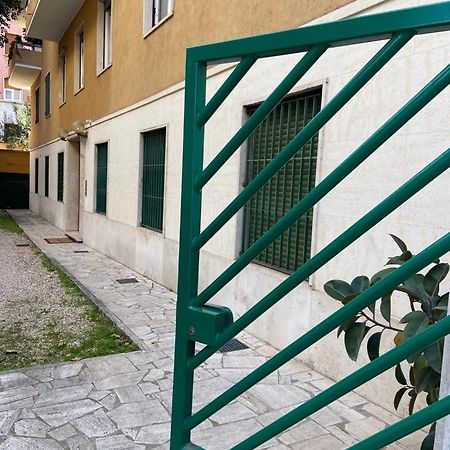 Superior Apt Next Colosseo A/C Wo Fi 3 Bedrooms Рим Екстериор снимка